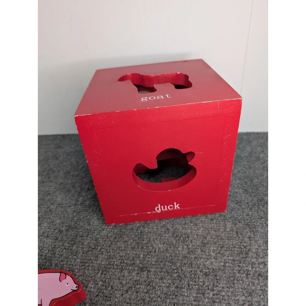 Jack Rabbit Creations Wooden Cube Animal Sorter Duck Sheep Cow‎ Pig Rooster Goat